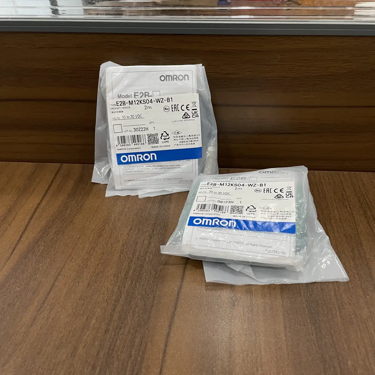 E2B-M12KS04-WZ-B1 2M