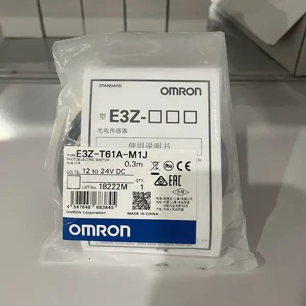 E3Z-T61A-M1J 0.3M